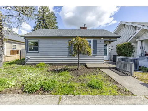 670 Kalmia Street Junction City OR 97448