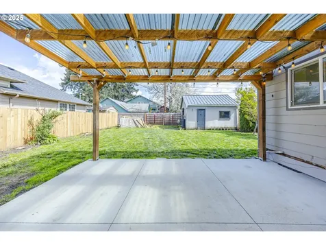 670 Kalmia Street Junction City OR 97448