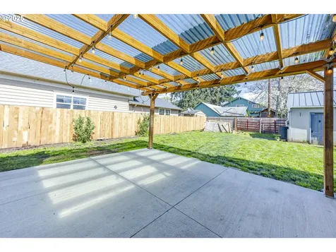 670 Kalmia Street Junction City OR 97448