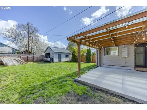 670 Kalmia Street Junction City OR 97448