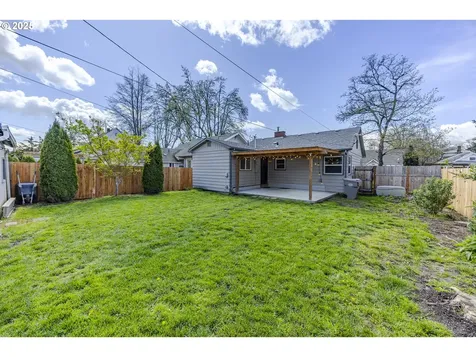 670 Kalmia Street Junction City OR 97448