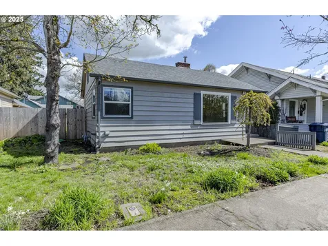 670 Kalmia Street Junction City OR 97448