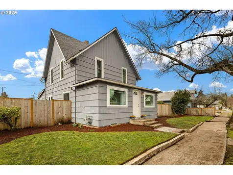 555 Kalmia Street Junction City OR 97448