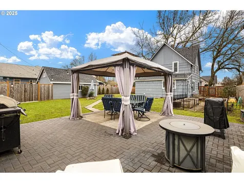 555 Kalmia Street Junction City OR 97448