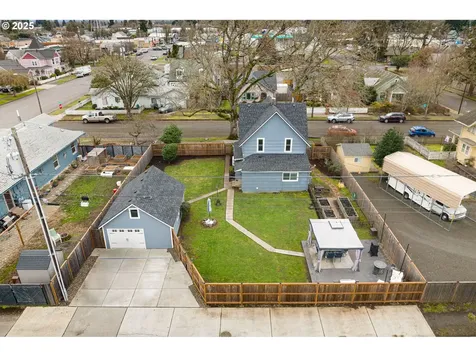 555 Kalmia Street Junction City OR 97448