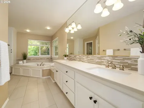 23199 SW Price Terrace Sherwood OR 97140