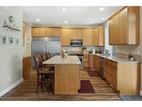 12563 NW Groveshire Avenue Banks OR 97106
