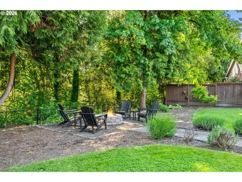706 SE 47th Avenue Hillsboro OR 97123