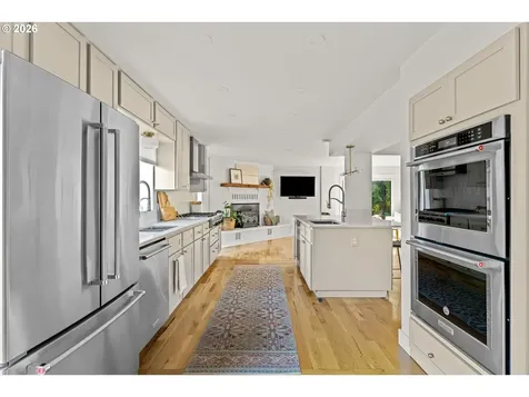 706 SE 47th Avenue Hillsboro OR 97123