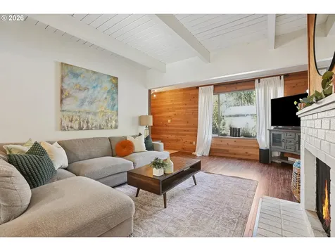 13 Mountain Circle Lake Oswego OR 97035