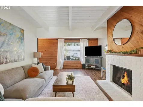 13 Mountain Circle Lake Oswego OR 97035