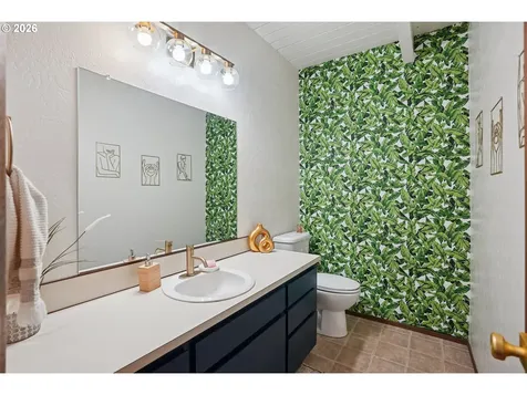 13 Mountain Circle Lake Oswego OR 97035