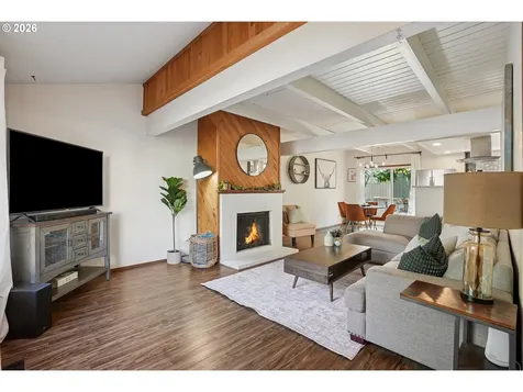 13 Mountain Circle Lake Oswego OR 97035