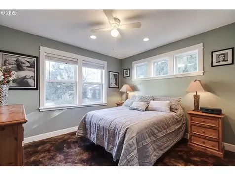 22243 E Hiawatha Road Rhododendron OR 97049