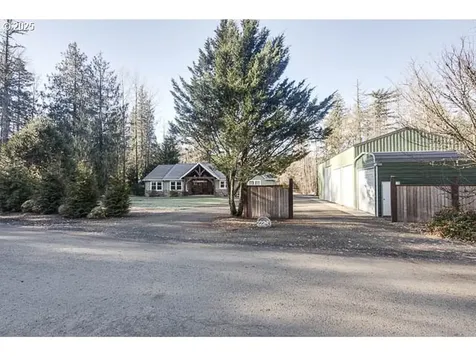 22243 E Hiawatha Road Rhododendron OR 97049