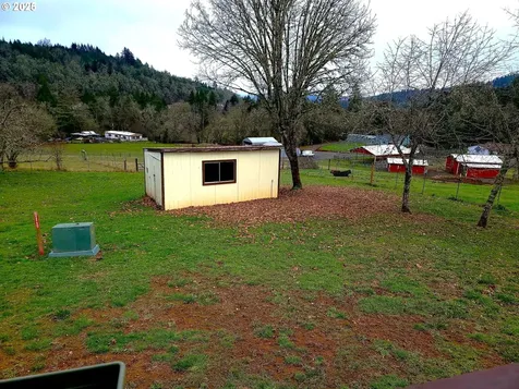 480 Becker Road Roseburg OR 97471