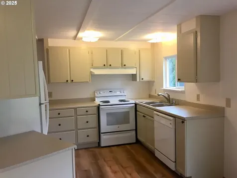 480 Becker Road Roseburg OR 97471