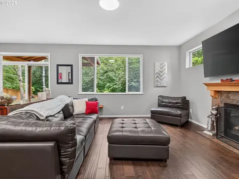 19743 SE 38th Way Camas WA 98607