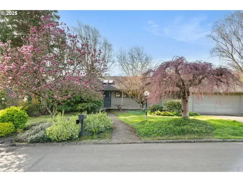 3835 SW 50th Avenue Portland OR 97221