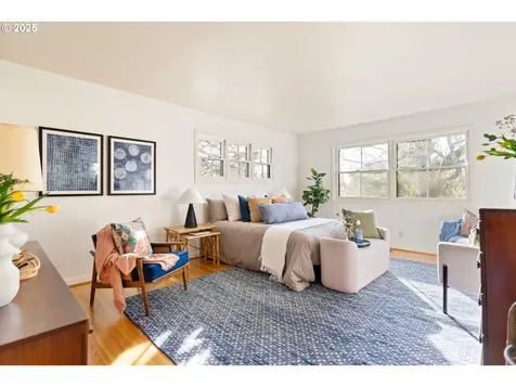 3835 SW 50th Avenue Portland OR 97221