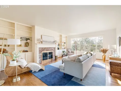 3835 SW 50th Avenue Portland OR 97221