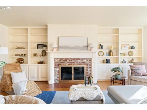 3835 SW 50th Avenue Portland OR 97221