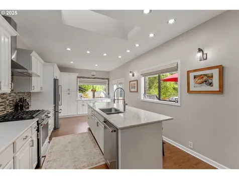 370 Wild Fern Drive Winchester OR 97495