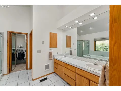 370 Wild Fern Drive Winchester OR 97495