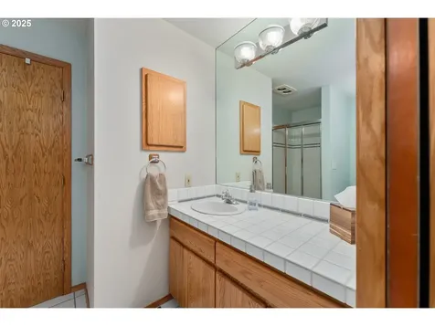 370 Wild Fern Drive Winchester OR 97495