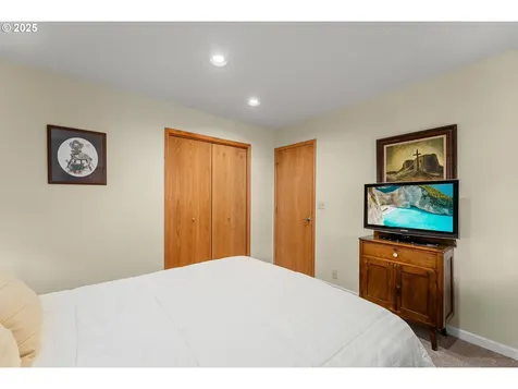370 Wild Fern Drive Winchester OR 97495