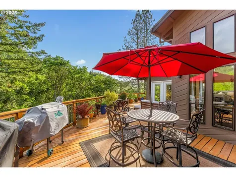 370 Wild Fern Drive Winchester OR 97495