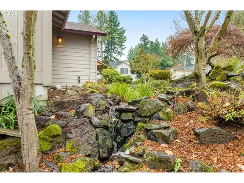 7327 SW Kelsi Court Portland OR 97223