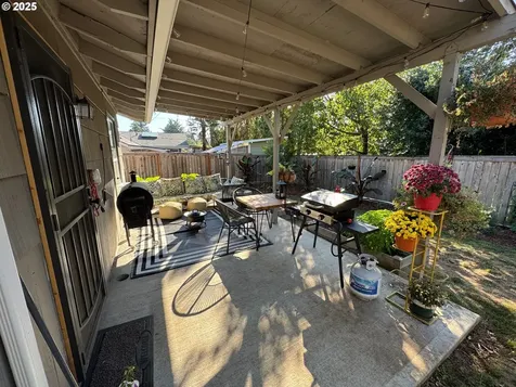 14202 SE Woodward Street Portland OR 97236