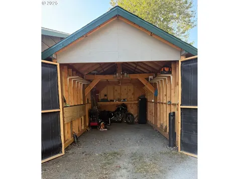14202 SE Woodward Street Portland OR 97236