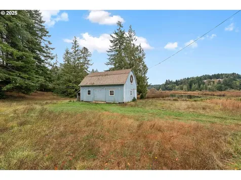 61007 Old Wagon Road Coos Bay OR 97420