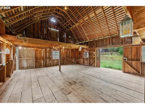 61007 Old Wagon Road Coos Bay OR 97420