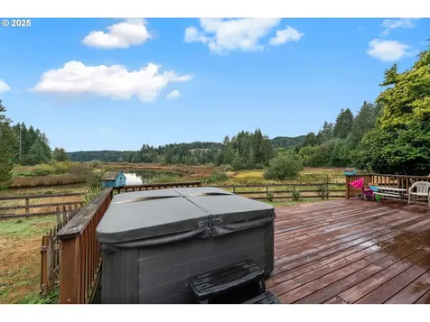 61007 Old Wagon Road Coos Bay OR 97420