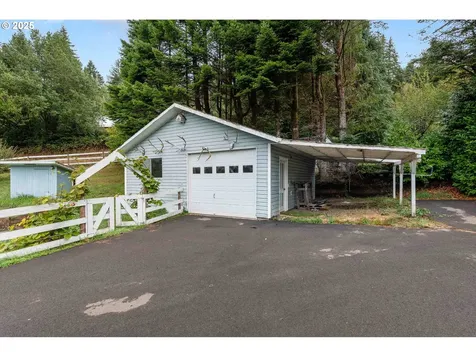 61007 Old Wagon Road Coos Bay OR 97420