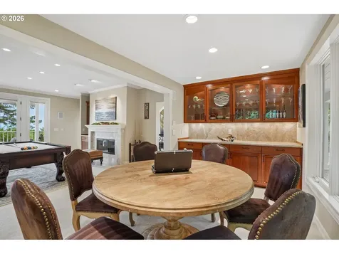 221 SW Moonridge Place Portland OR 97225