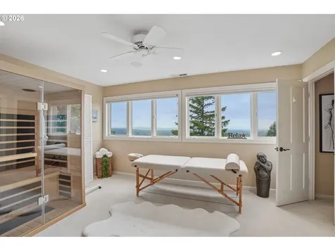 221 SW Moonridge Place Portland OR 97225