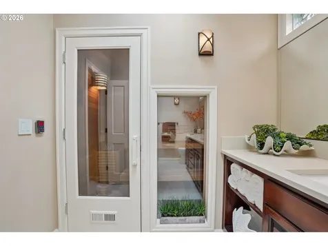 221 SW Moonridge Place Portland OR 97225
