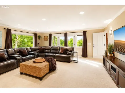 221 SW Moonridge Place Portland OR 97225