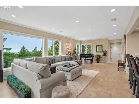 221 SW Moonridge Place Portland OR 97225