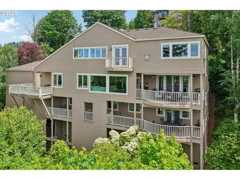 221 SW Moonridge Place Portland OR 97225