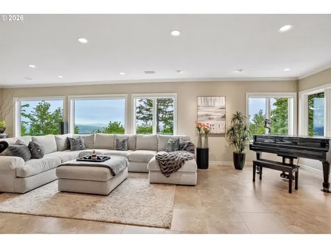 221 SW Moonridge Place Portland OR 97225