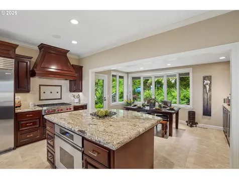 221 SW Moonridge Place Portland OR 97225