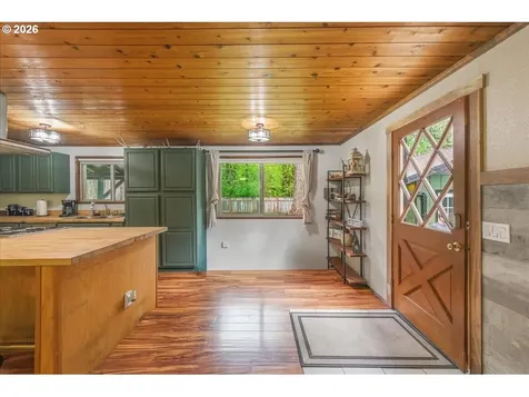 15116 Creek View Lane Vernonia OR 97064