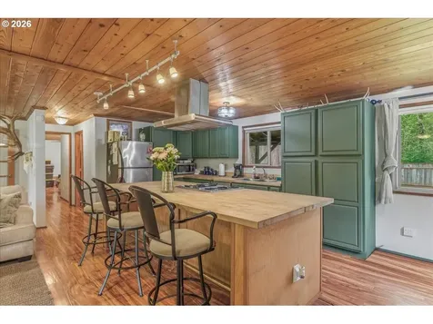 15116 Creek View Lane Vernonia OR 97064