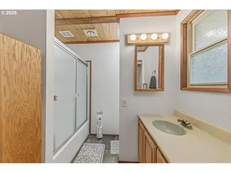15116 Creek View Lane Vernonia OR 97064