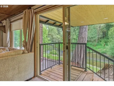 15116 Creek View Lane Vernonia OR 97064